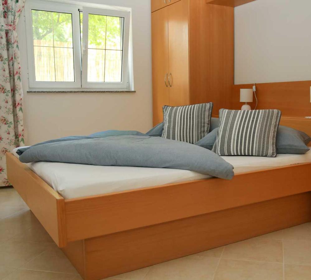 Adrian-Apartments-51511-Malinska-Otok-Krk Primorska 21 מראה חיצוני תמונה